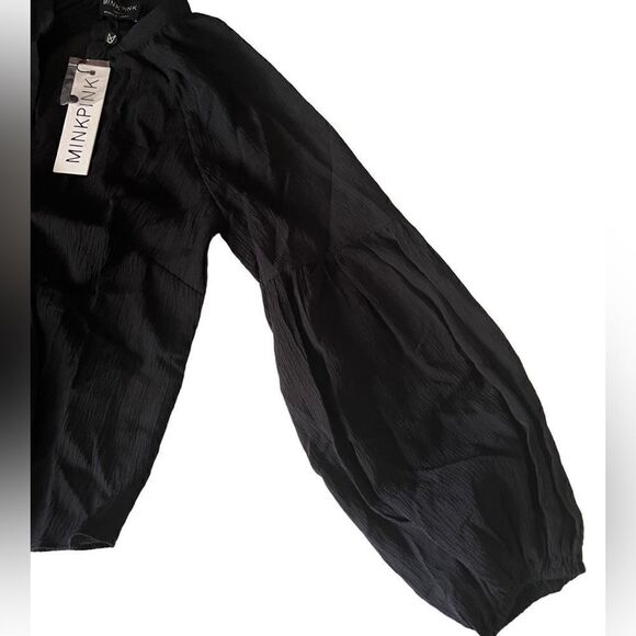 Minkpink Revolve Black Fatima Dozen Button Balloon Sleeves Blouse Size M NWT - Picture 5 of 11